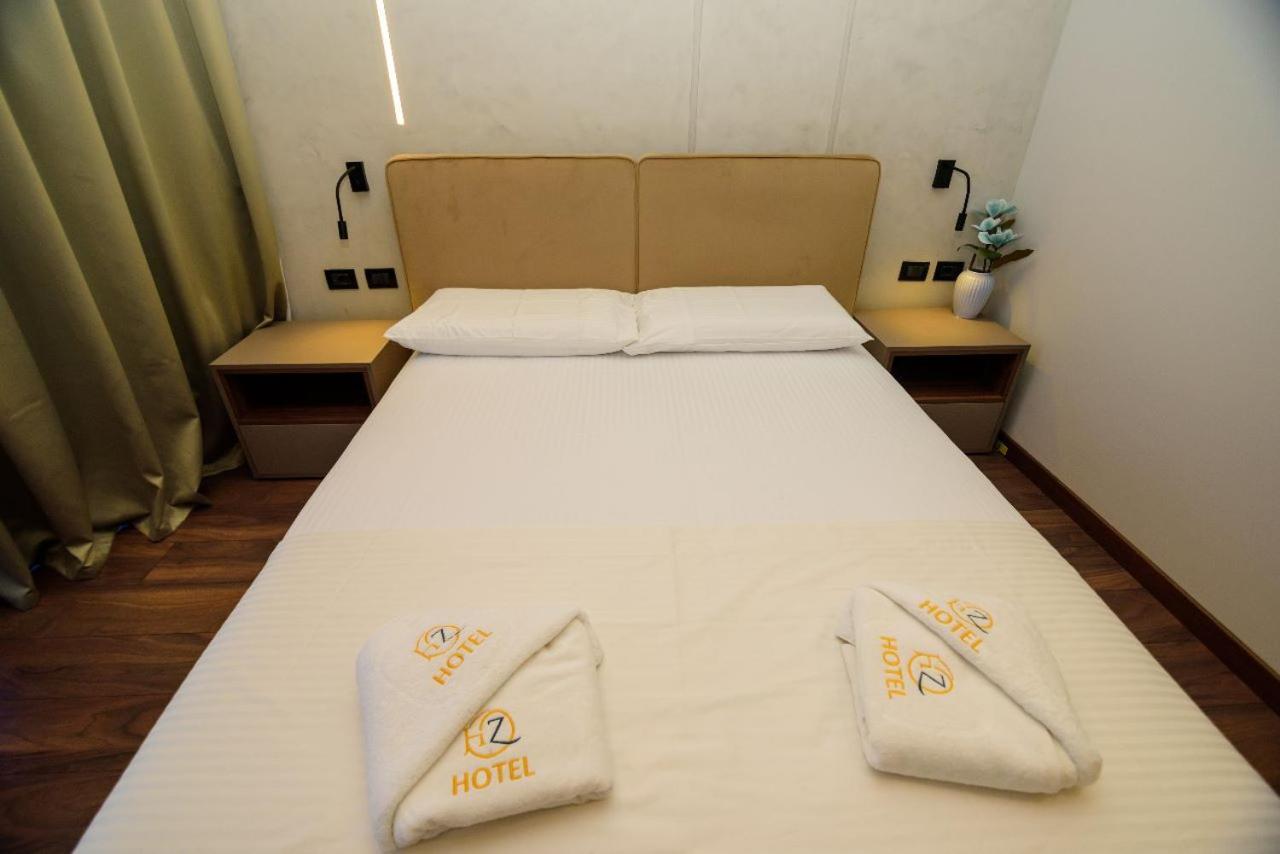 Hotel Zeneli Vlore Bagian luar foto